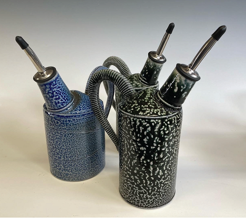 3 ceramic pots